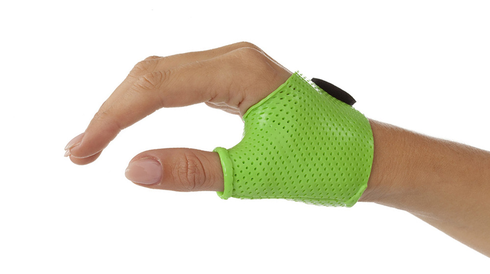 Rolled edges for a more comfortable orthosis.